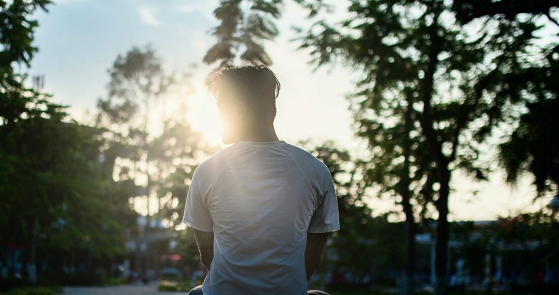 STOP EXPECTING TOO MUCH FROM YOUR FRIENDS