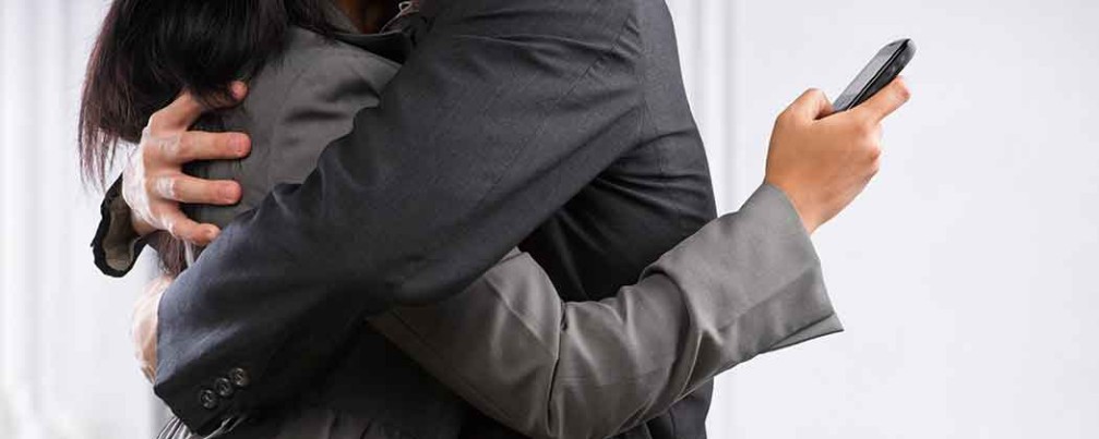 walk away after infidelity