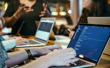 How to Effectively Manage an Offshore Software Development Team